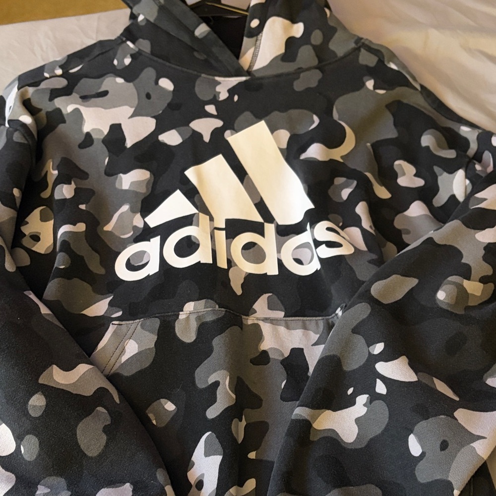Adidas Kids Camo Hoodie - Black, Gray, and White XL